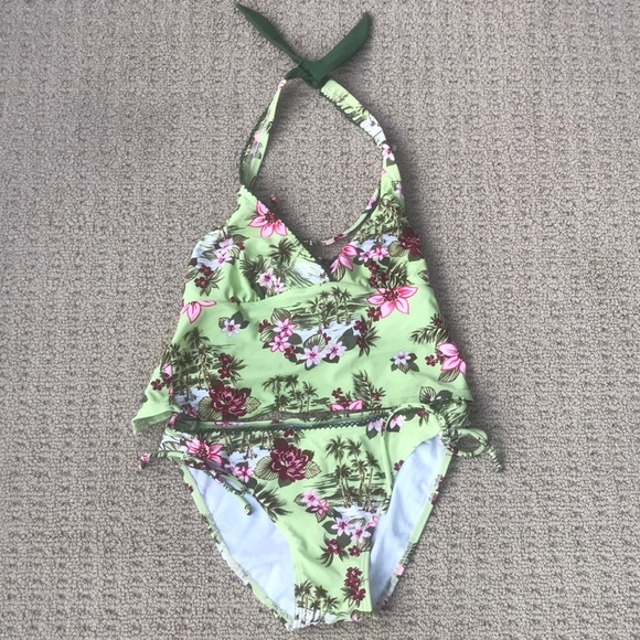 Tankini Bathing Suit Never Worn - Picture 1 of 7